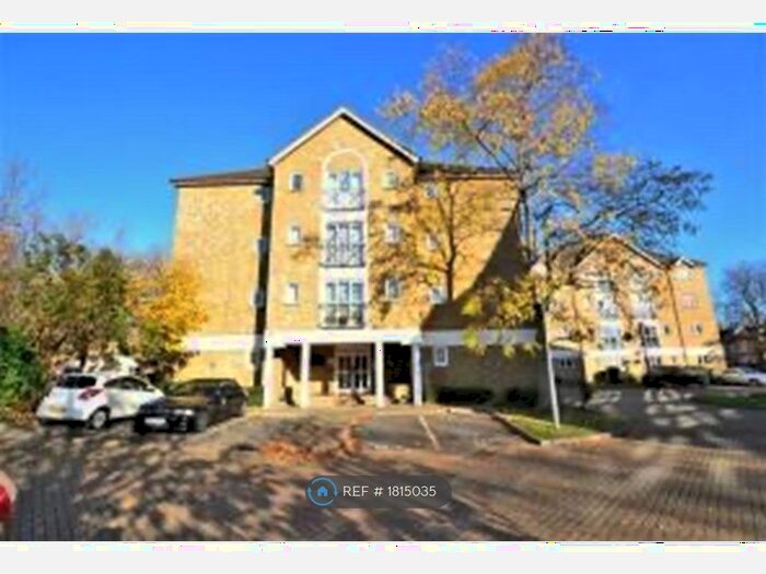 1 Bedroom Flat To Rent In Highbridge Court, London, SE14