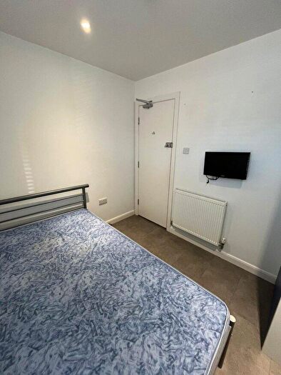 2 Bedroom Flat To Rent In Darnley Street, ST4