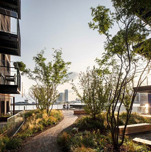 3 Bedroom Penthouse For Sale In Sales Gallery, Orchard Place, London, E14