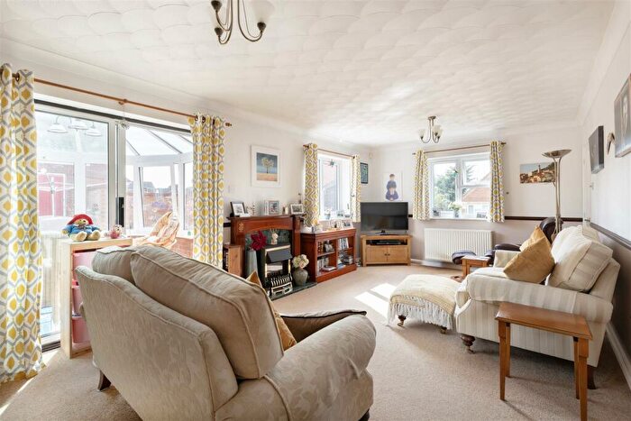 4 Bedroom Detached House For Sale In Mill Road, Beccles, NR34