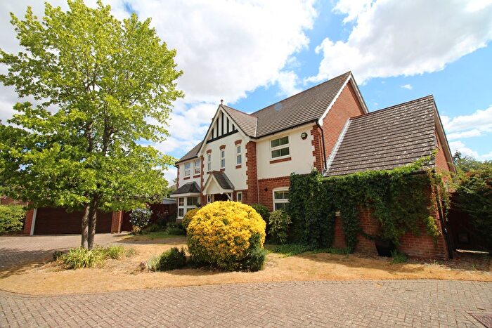 4 Bedroom Property For Sale In The Haydens, Tonbridge, TN9