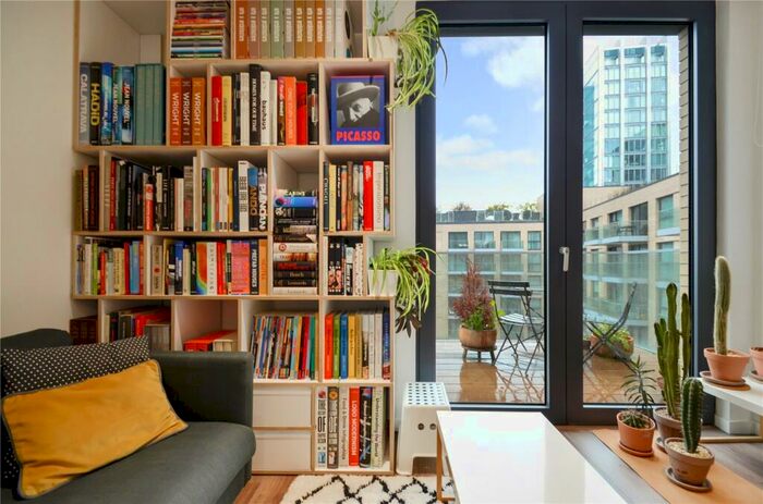 1 Bedroom Apartment For Sale In Ceylon House, E1