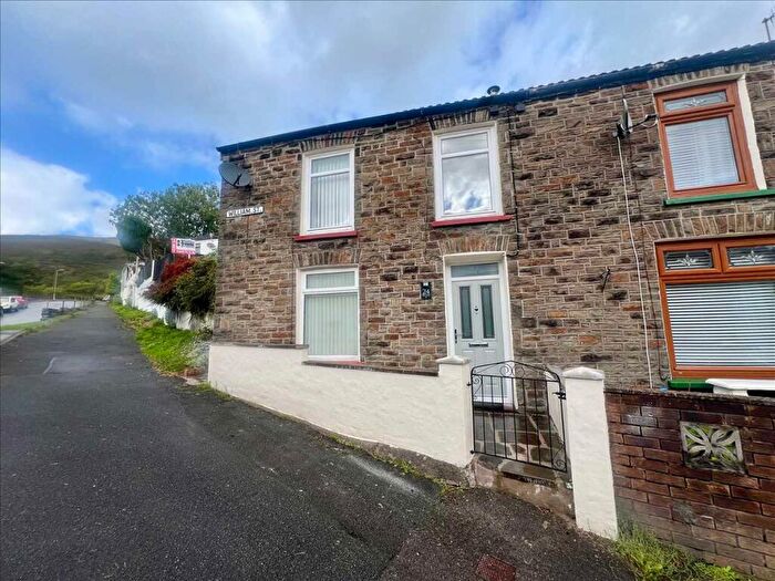 3 Bedroom End Of Terrace House For Sale In Williams Street, Pentre, CF41