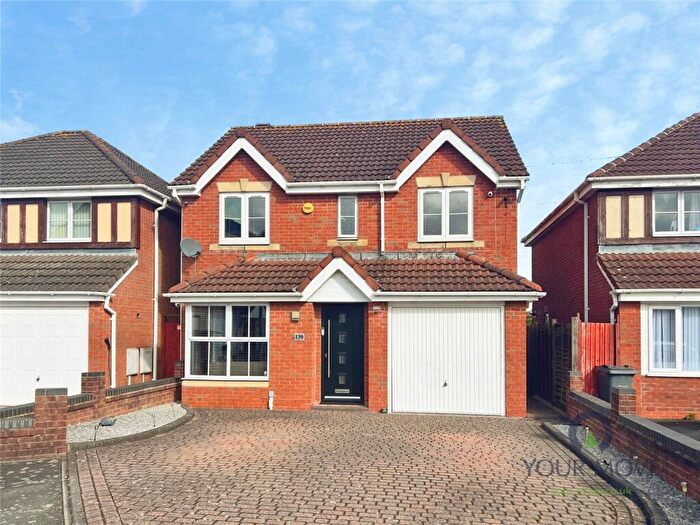4 Bedroom Detached House For Sale In MacDonald Close, Tividale, Oldbury, West Midlands, B69