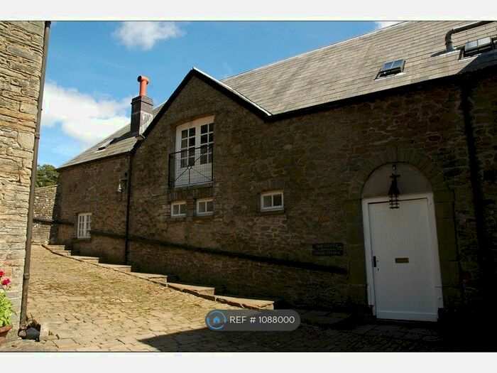 3 Bedroom Semidetached House To Rent In Llanharan, Pontyclun CF72