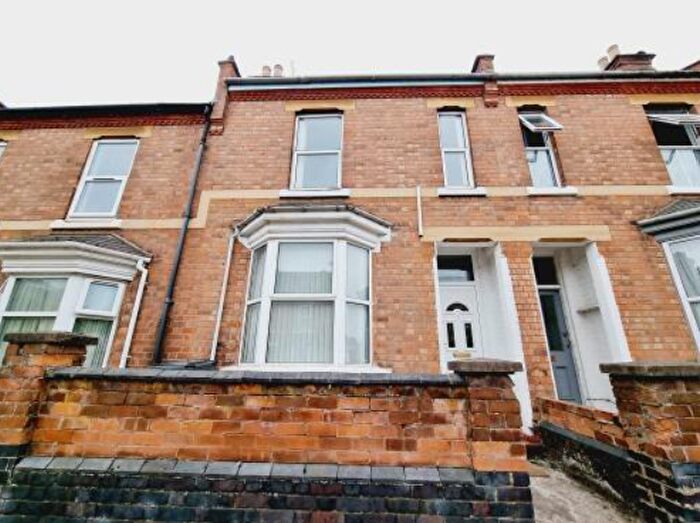 5 Bedroom Town House To Rent In Tachbrook Street, Leamington Spa, CV31