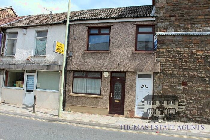 2 Bedroom Flat To Rent In Llewellyn Street, Pentre, Rhondda, Cynon, Taff., CF41