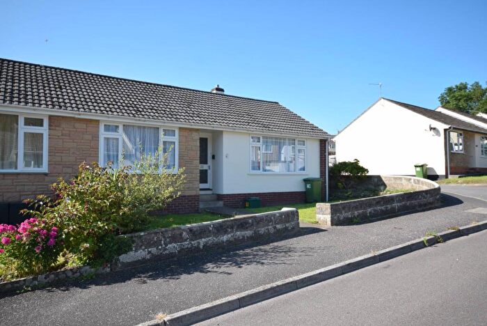 2 Bedroom Bungalow To Rent In Bideford, EX39