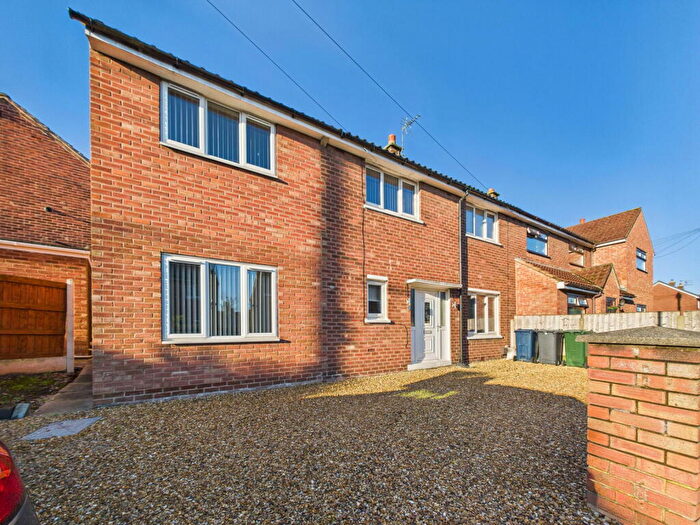 3 Bedroom Semi-Detached House For Sale In Cotton Drive, Ormskirk, L39