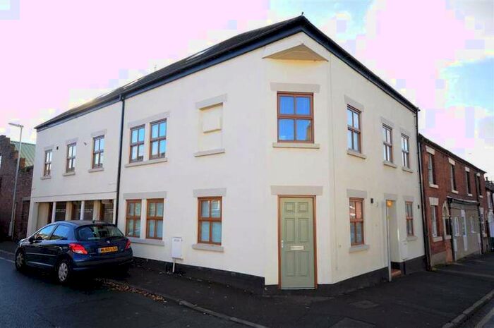 1 Bedroom Flat To Rent In Oulton Road, Stone, ST15