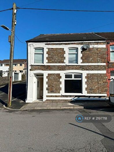 3 Bedroom End Of Terrace House To Rent In Primrose Terrace, Porth, CF39