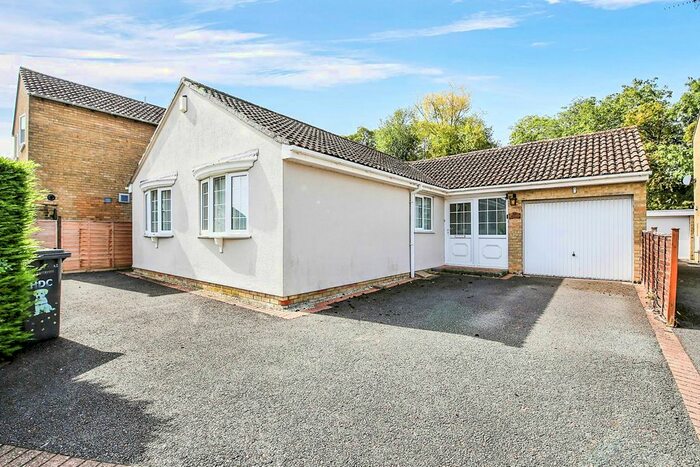 3 Bedroom Detached Bungalow For Sale In Elm Road, Folksworth, Peterborough, PE7