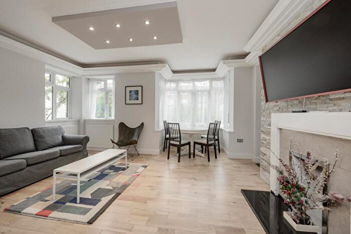 2 Bedroom Flat To Rent In St. Edmunds Court, St. Edmunds Terrace, London, NW8