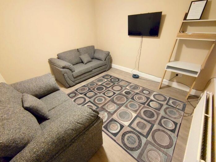 4 Bedroom Terraced House To Rent In Saxony Road, Liverpool, L7