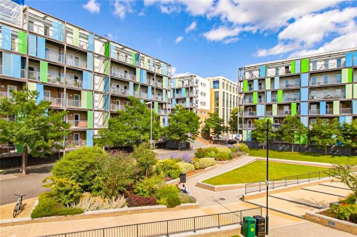 2 Bedroom Penthouse To Rent In Warren Close, Cambridge, CB2