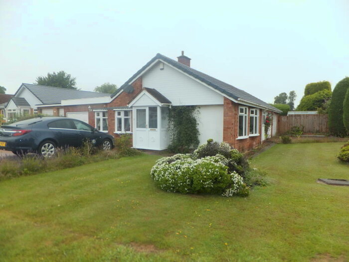 3 Bedroom Bungalow To Rent In Heath Croft Road, Sutton Coldfield, B75