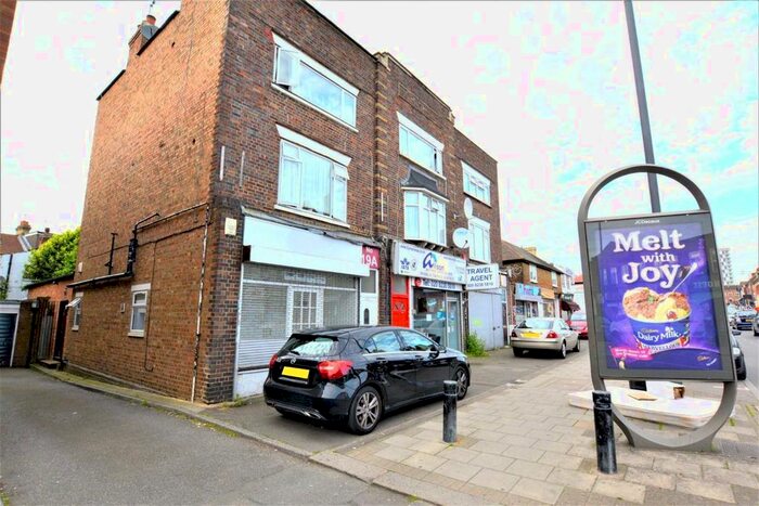 Studio To Rent In Whitchurch Lane, Canons Park, Edgware, HA8