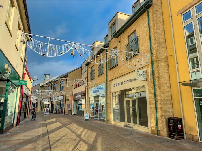 1 Bedroom Apartment To Rent In Marriotts Walk, Witney, Oxfordshire, OX28