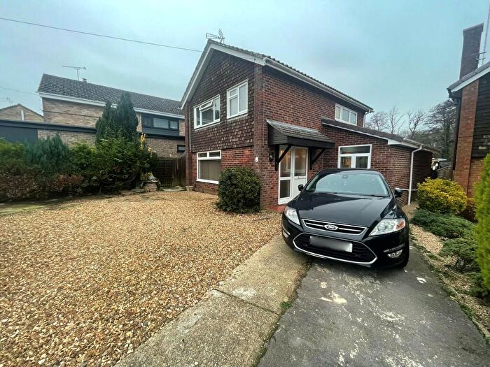 3 Bedroom House To Rent In Allen Road, Hedge End, SO30