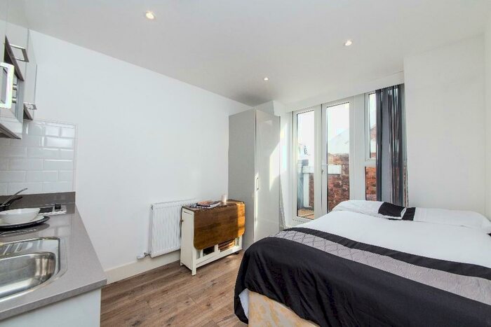 Studio To Rent In Luminaire Apartments, Kilburn High Road, London, NW6