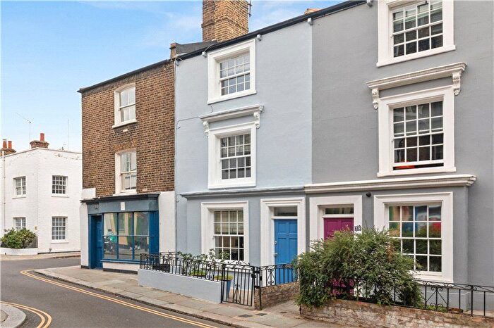 3 Bedroom Terraced House To Rent In Kenway Road, Earls Court, London, SW5