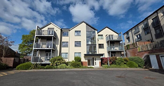 2 Bedroom Apartment For Sale In Old Brewery Walk, Brackley, NN13