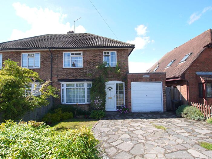 3 Bedroom Semi-Detached House For Sale In Leonard Avenue, Otford, Sevenoaks, TN14