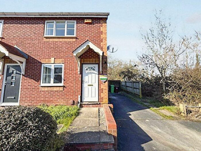 2 Bedroom Terraced House To Rent In Bullfinch Road, Basford, Nottingham, NG6