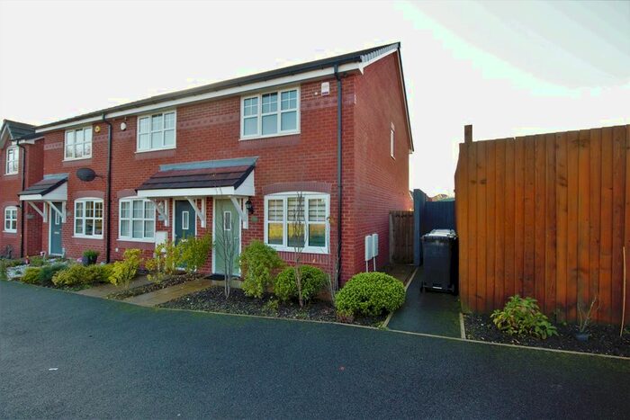 2 Bedroom Terraced House To Rent In Lark Field Close, Astley, Manchester, M29