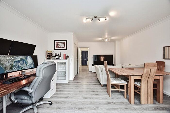 2 Bedroom Terraced House For Sale In Oxford Gardens, Maidstone, Kent, ME15