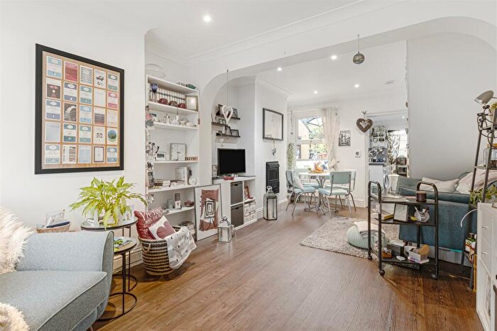 2 Bedroom Terraced House To Rent In , Station Road, Meopham, DA13