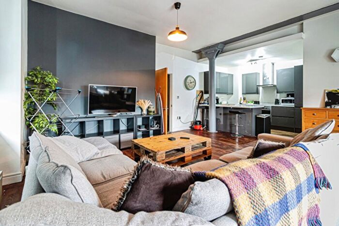 2 Bedroom Apartment To Rent In Dale Street, Manchester, Greater Manchester, M1
