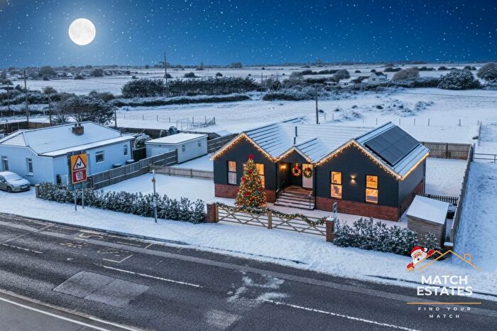 3 Bedroom Bungalow For Sale In Dymchurch Road, Hythe, Kent, CT21