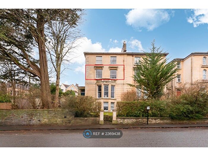2 Bedroom Flat To Rent In Cotham Grove, Bristol, BS6