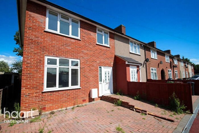 2 Bedroom End Of Terrace House To Rent In Vincent Road, Dagenham, RM9