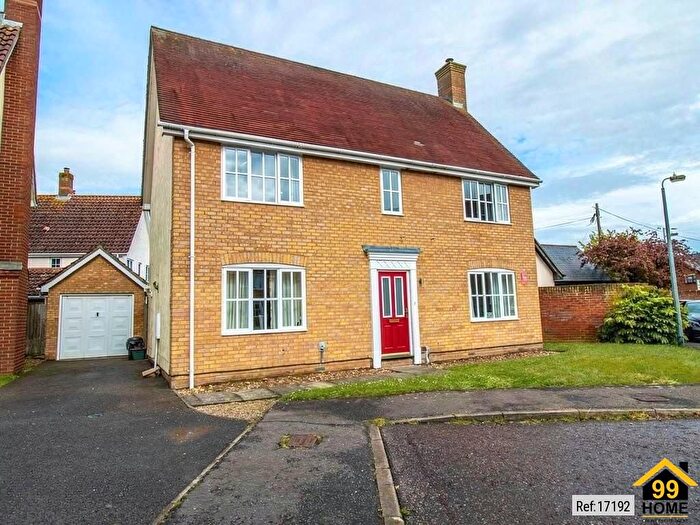 4 Bedroom Detached House To Rent In Barn Fields, Colchester, Essex, CO3