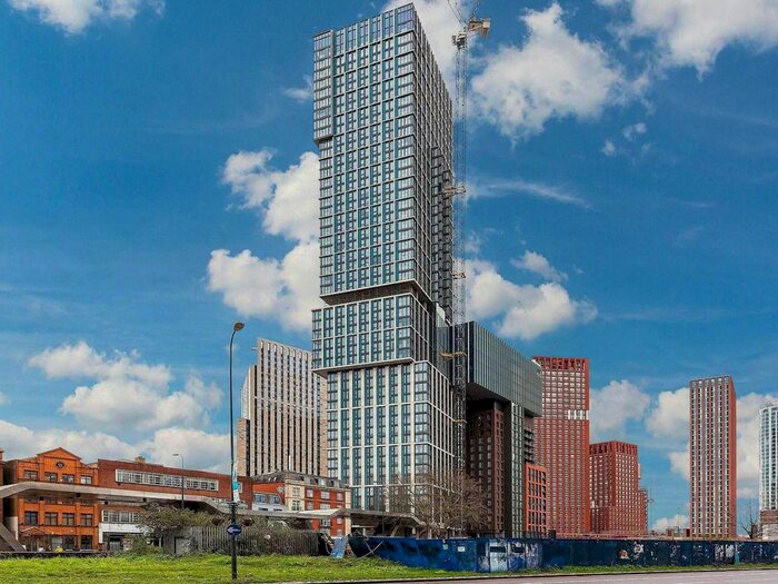 2 Bedroom Flat To Rent In Bondway, Nine Elms, SW8