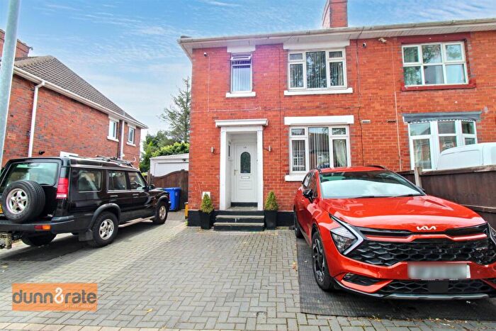 3 Bedroom Semi Detached House For Sale In Oakville Avenue, Burslem, Stoke-On-Trent, ST6
