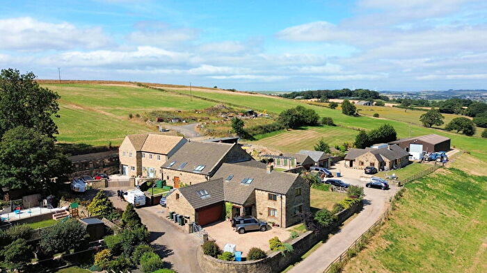 4 Bedroom Character Property For Sale In Haigh Head Road, Hoylandswaine, S36
