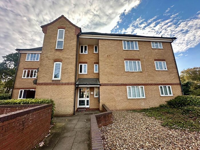 2 Bedroom Apartment For Sale In Mill Road Drive, IP3