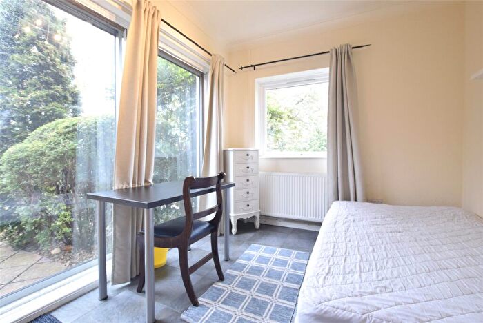1 Bedroom House To Rent In Albemarle Gate, Cheltenham, Gloucestershire, GL50