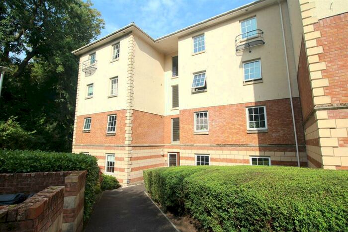 2 Bedroom Flat To Rent In Silver Birch Wynd, Port Glasgow, PA14