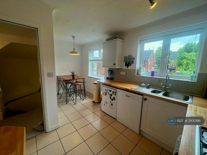 4 Bedroom Terraced House To Rent In Cudworth Drive, Mapperley, Nottingham, NG3