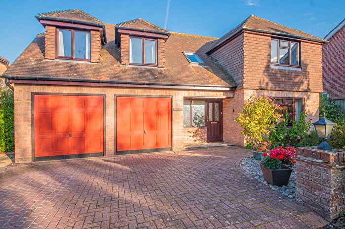 4 Bedroom Detached House For Sale In Inglewood Gardens, Fair Oak, Eastleigh, SO50