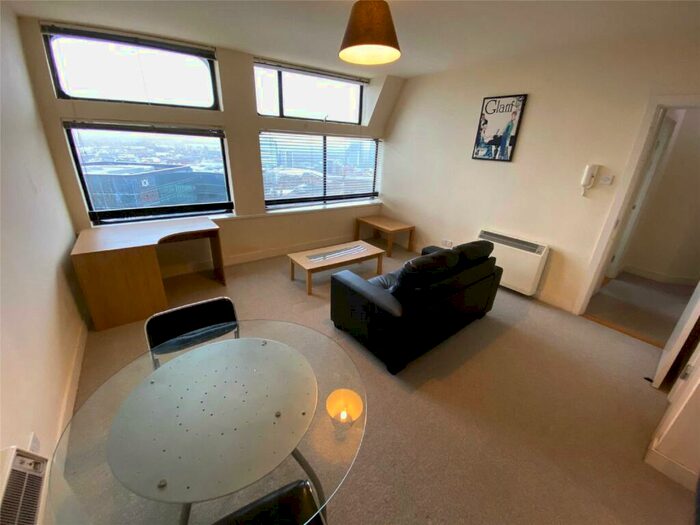 1 Bedroom Apartment To Rent In City Heights, Manchester City Centre, Manchester, M3