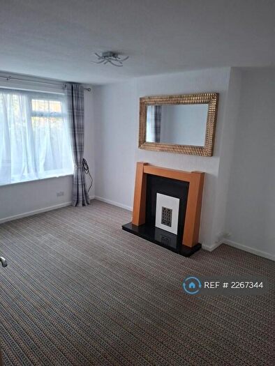 2 Bedroom Flat To Rent In Sunnybank Avenue, Coventry, CV3