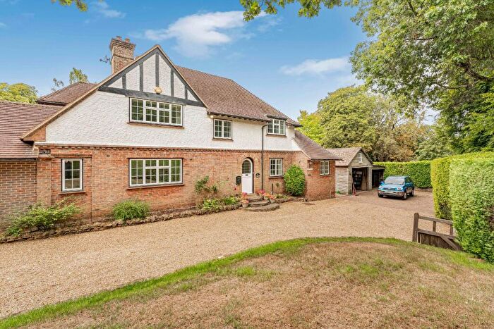 4 Bedroom Detached House For Sale In Priorsfield Road, Guildford, Surrey, GU3