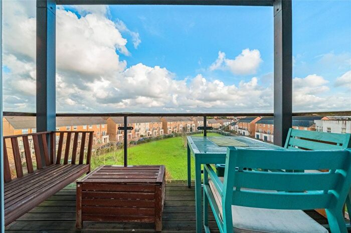 3 Bedroom Flat To Rent In Pennyroyal Drive, West Drayton, UB7