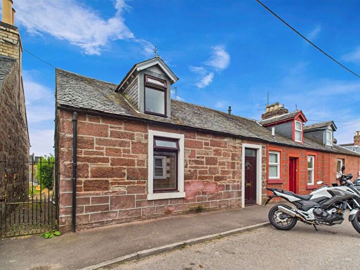 2 Bedroom End Of Terrace House For Sale In George Street, Blairgowrie, PH10