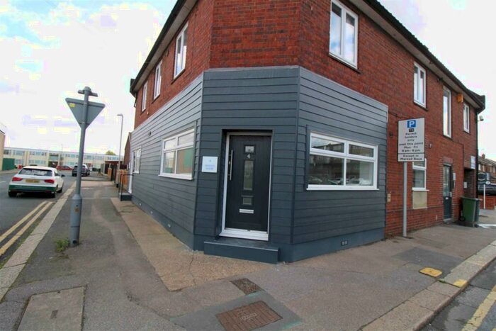 1 Bedroom Flat To Rent In Armada House, Montreal Road, Tilbury, RM18